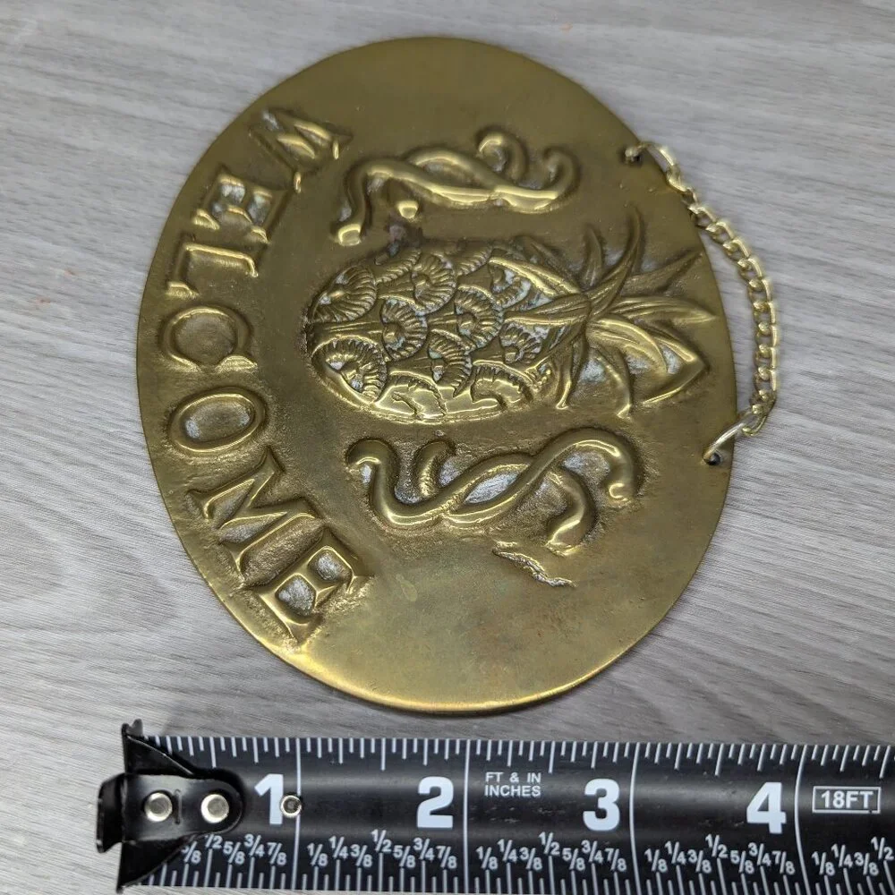 Unknown charming gold